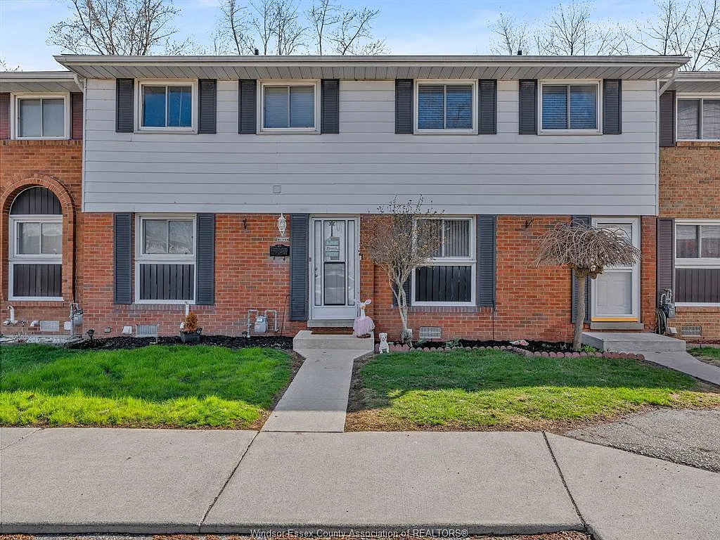 2922 Meadowbrook Ln #2 photo 1