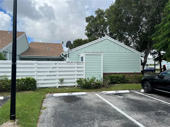 13795 SW 147th Circle Ln APT 1-12, Miami, FL 33186