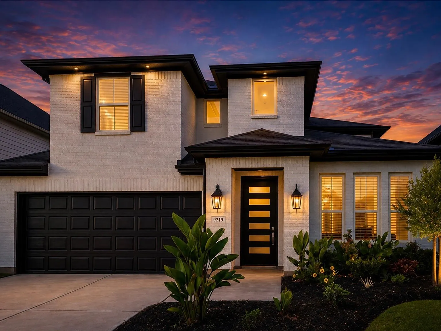 5 bed, 4.5 bath, 3373 sqft, $3,600 — Photo 1