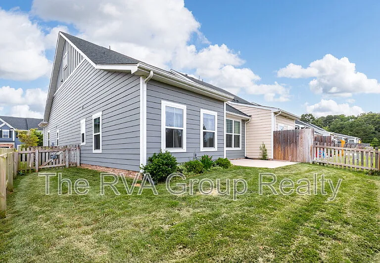 9065 Spring Green Loop — Photo 44