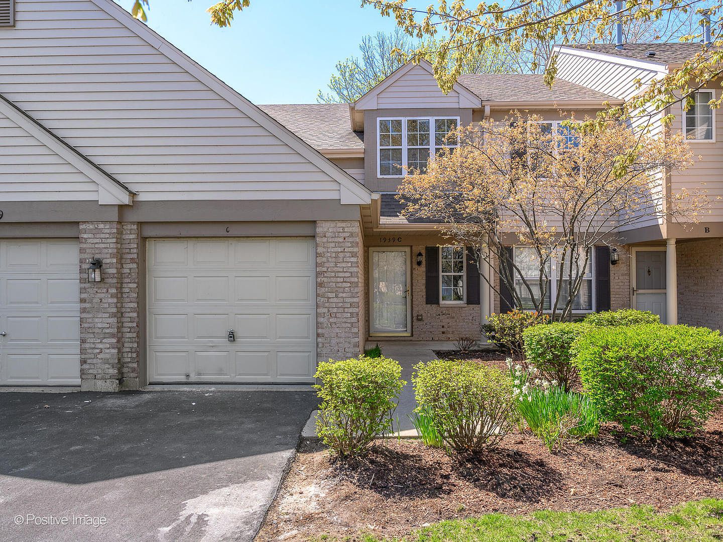 1939 Heron Ave UNIT C, Schaumburg, IL 60193 | Zillow