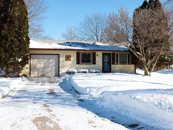 212 S State St, Boone, IA 50036