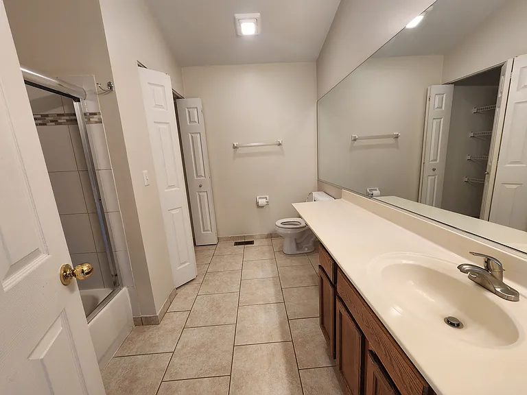 460 Arlington Ln — Photo 10