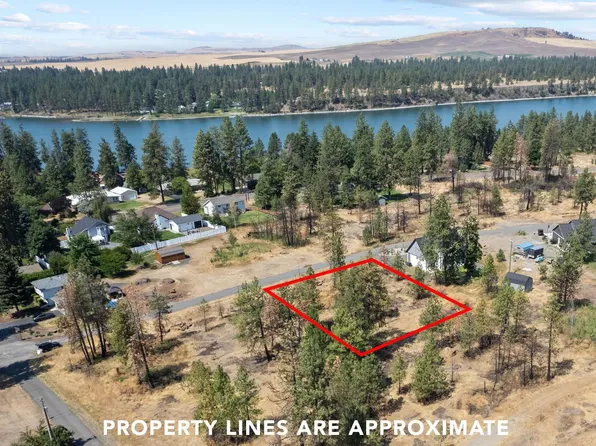 13 S Wesley St, Medical Lake, WA 99022