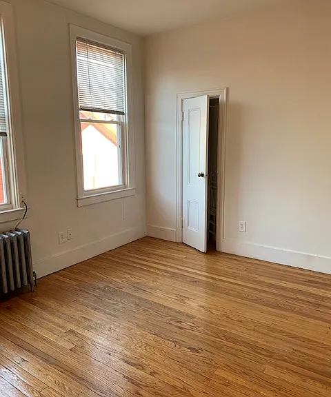 226 Gano St — Photo 9