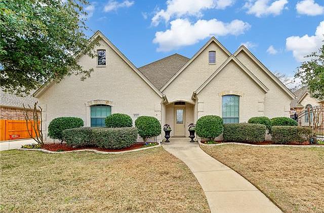 1st image of 8317 Spence Dr