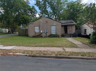 3402 Glenhaven Blvd, Dallas, TX 75211