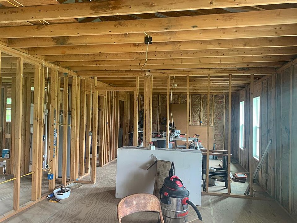2nd image of 269 Burristown Ln