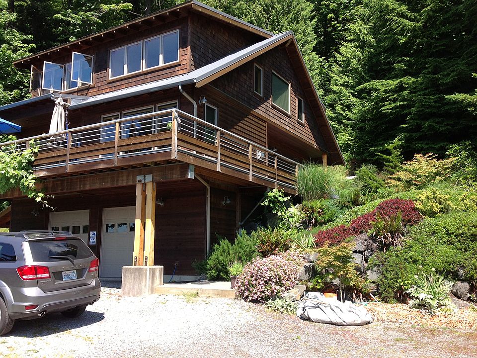 Chuckanut front_08202013