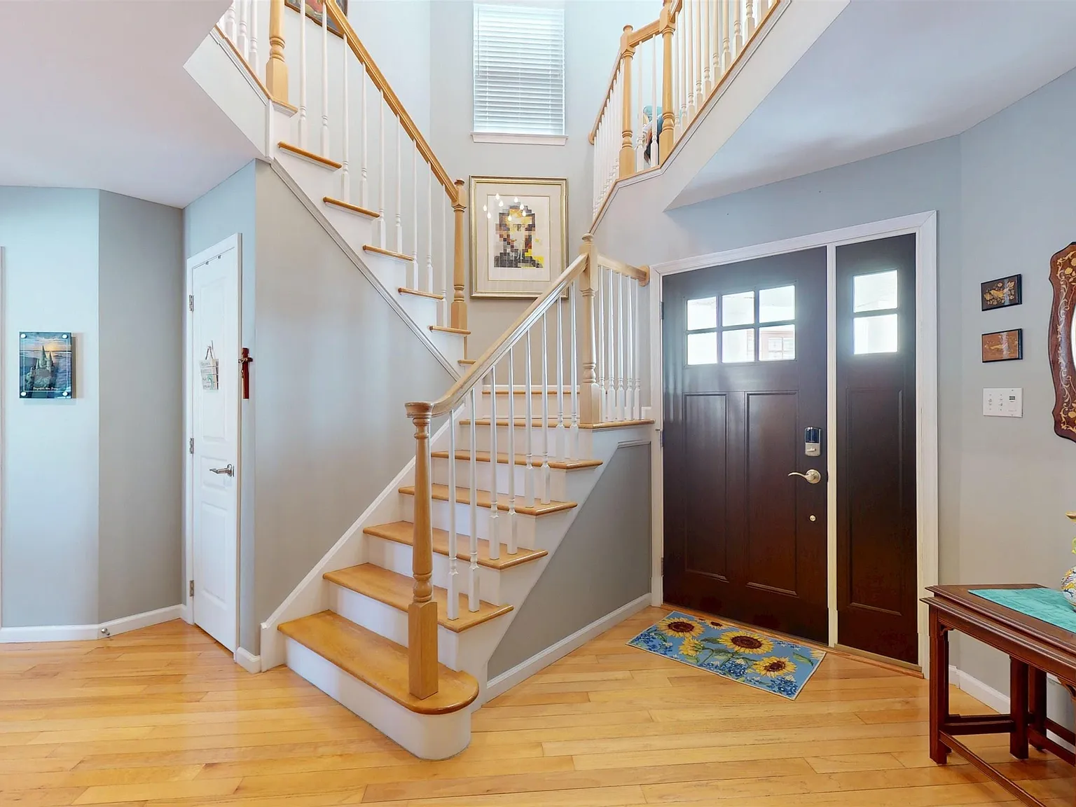 4 bed, 2.5 bath, $5,000 — Photo 3
