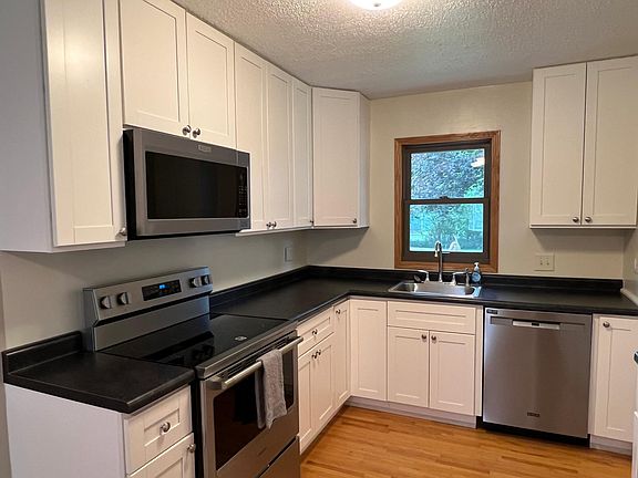 5th image of 8499 Hilo Ln S