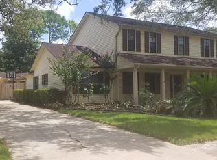 16003 Clearcrest Dr, Houston, TX 77059