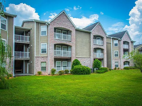 2nd image of 8465 Patriot Blvd #9796