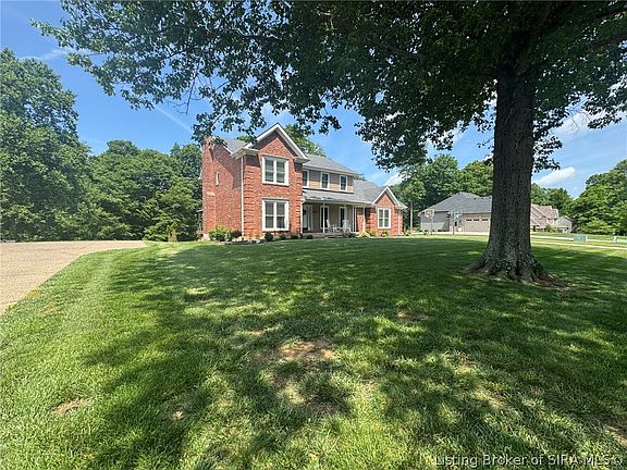 2nd image of 1523 Stone Ridge Drive