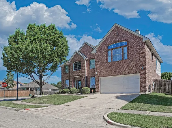 1028 Boscombe Ct, Grand Prairie, TX 75052