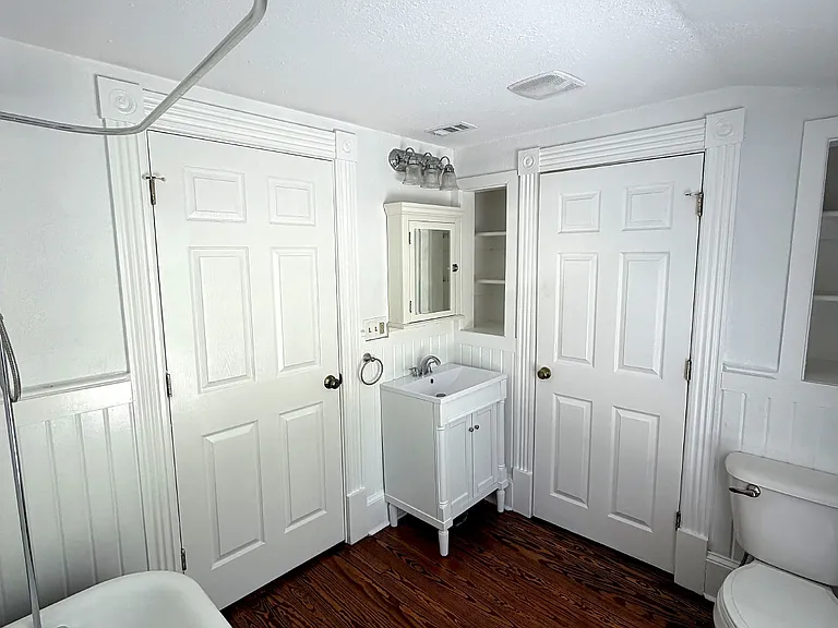 616 E Gwinnett St — Photo 1