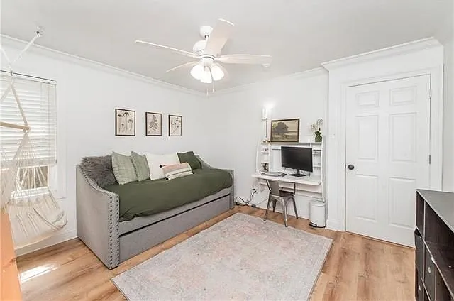 1306 W Church St — Photo 21