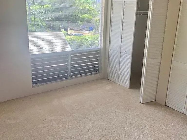 372 Auwinala Rd — Photo 4