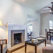 3rd image of 469 E Calaveras St