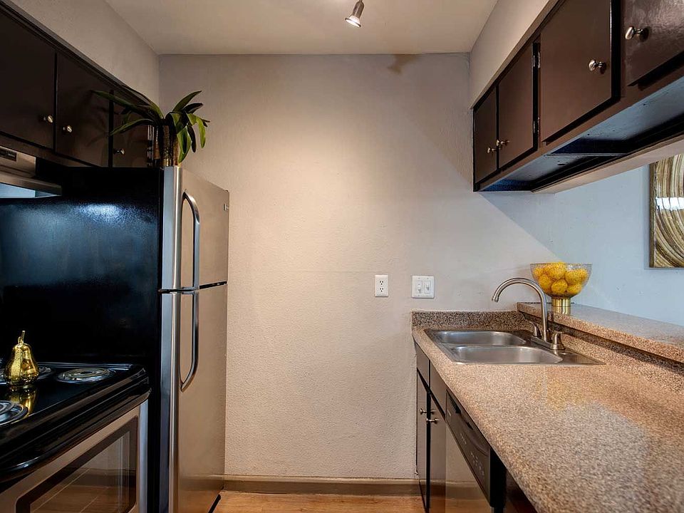 1st image of 5353 Deep Forest Dr #524