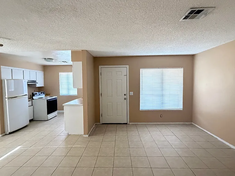 5265 Hagemann Ln #B — Photo 1