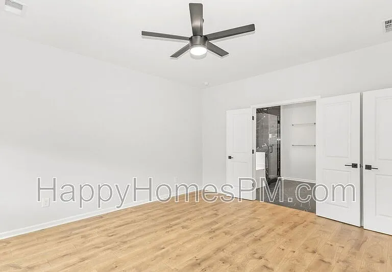 8826 Credence Dr — Photo 16