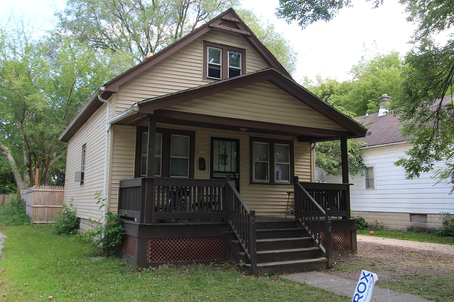 4702 N 49th St photo 1