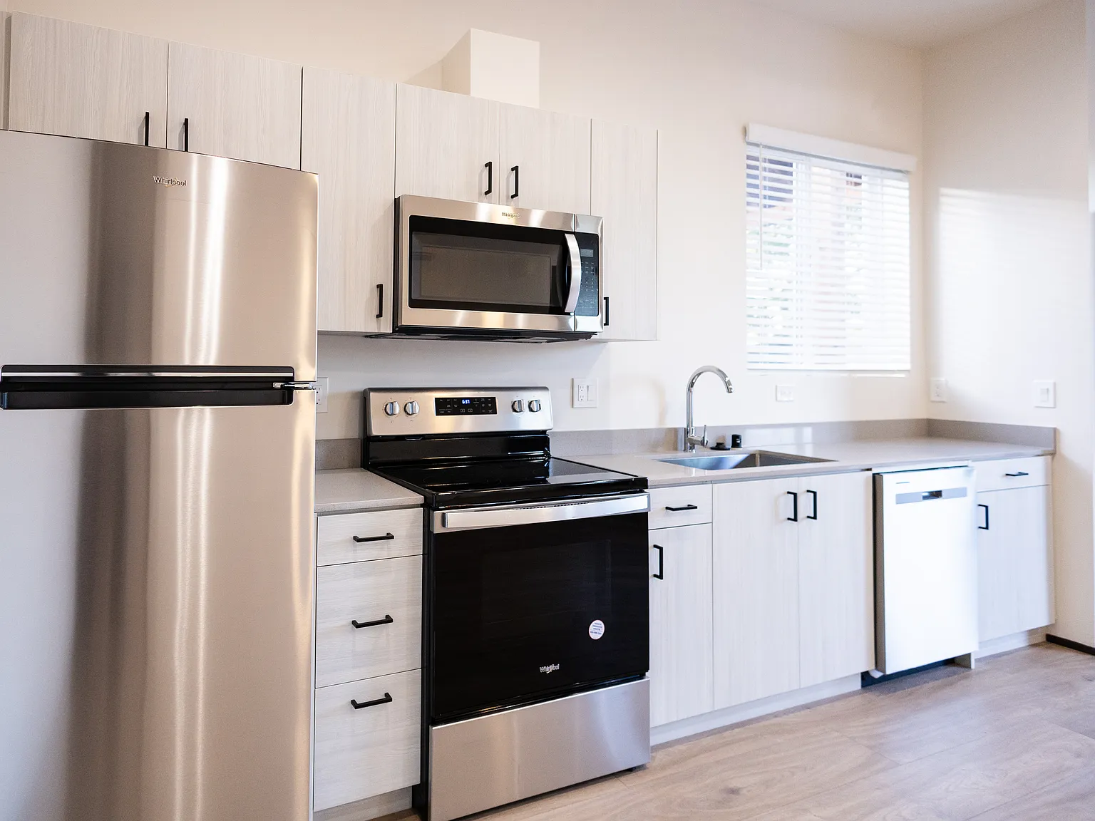 1 bed, $2,050 — Photo 3