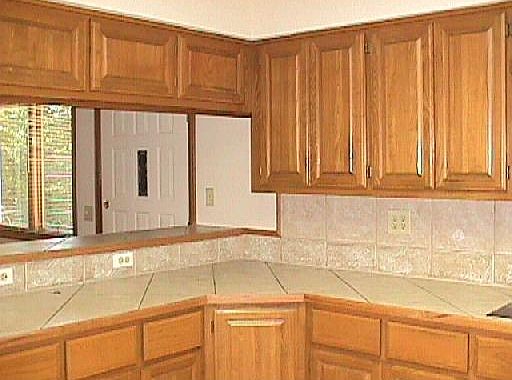 4th image of 13 Tibberton Circle Dr