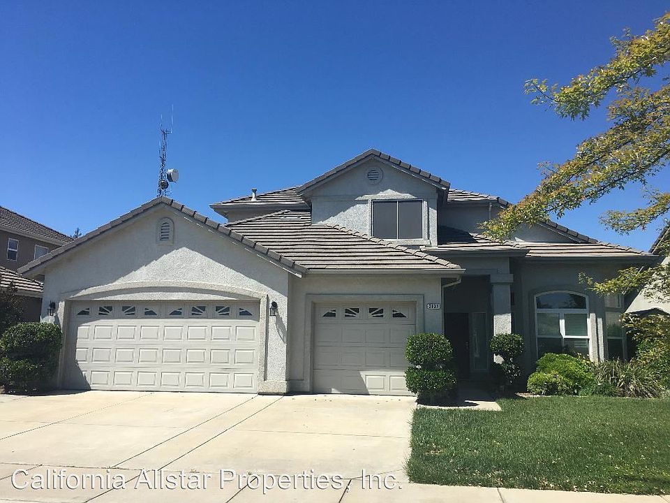 2037 Swanson Dr, Escalon, CA 95320 Zillow