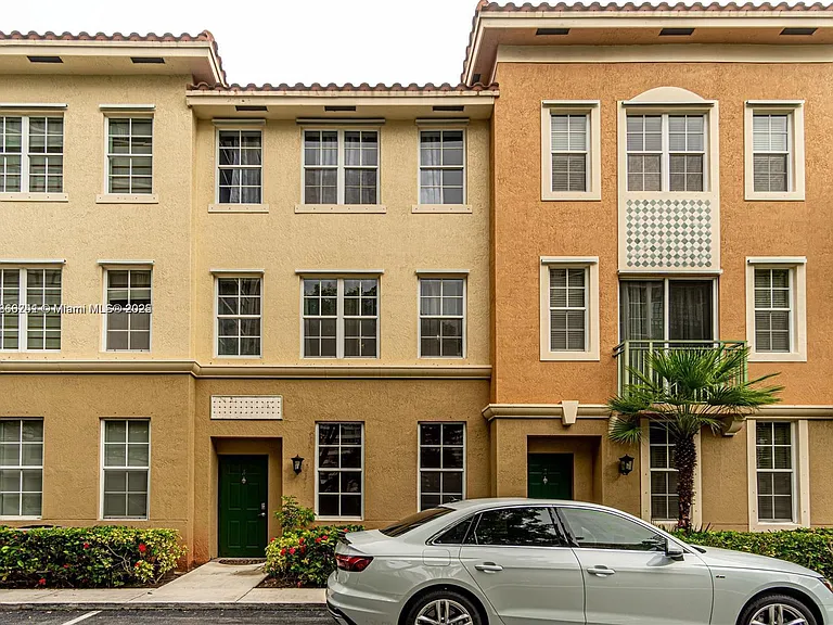 2069 S Ocean Dr #Townhouse 16 — Photo 11