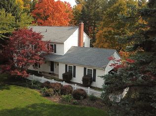 7363 Winsted Dr, Hudson, OH 44236