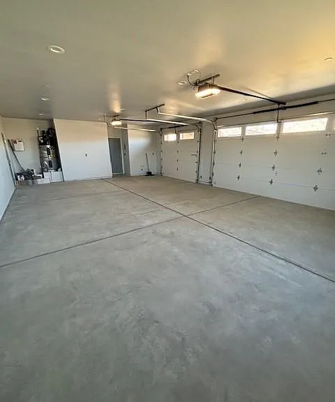 7760 Arrowhead Dr — Photo 11