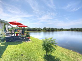 208 Manatee Ct, Barefoot Bay, FL 32976