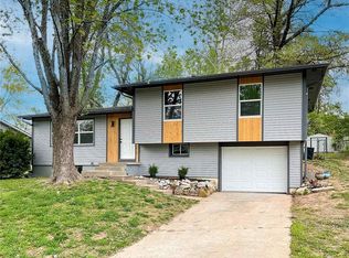 239 SE 101st Rd, Warrensburg, MO 64093