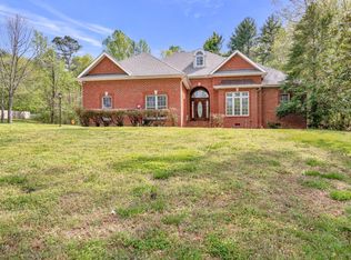 6636 Shedden Rd, Greenbrier, TN 37073