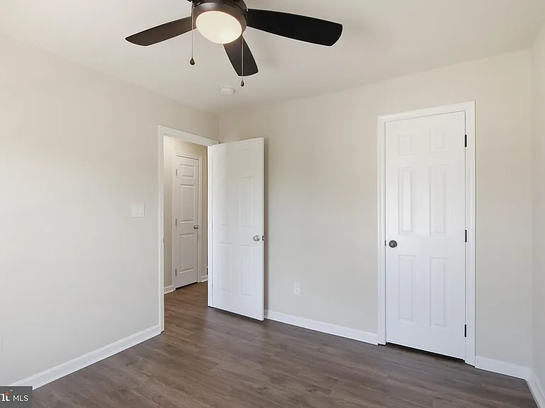 5504 Sacramento Mews Pl — Photo 18