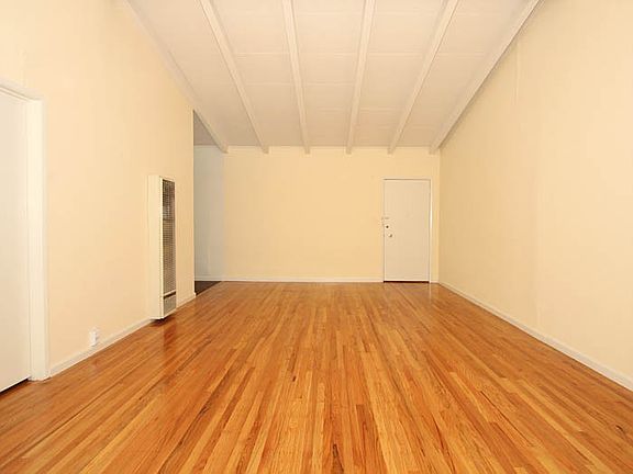 3rd image of 528 Kendall Ave APT 10