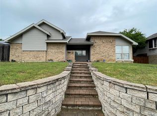 2029 Sancerre Ln, Carrollton, TX 75007