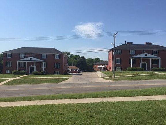 2nd image of 1511 W Ash St #14