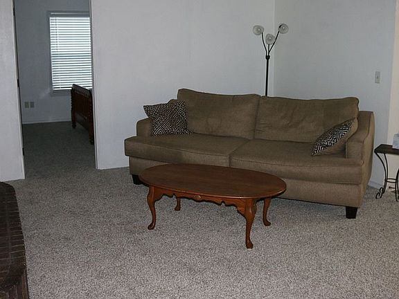 2nd image of 2500 Jerry Lee Dr