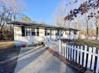 47 E Jimmie Leeds Rd, Galloway, NJ 08205