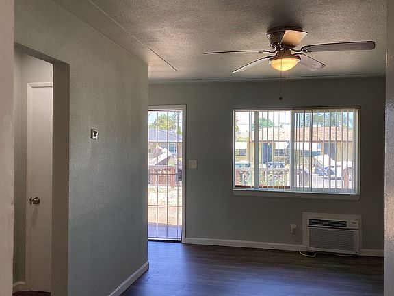 4th image of 3362 Mayfair Dr S #0