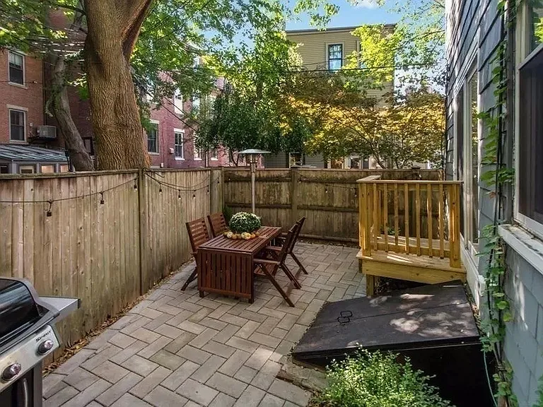25 Pleasant St #1 — Photo 11