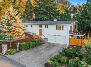 9330 SE Sun Crest Dr, Happy Valley, OR 97086