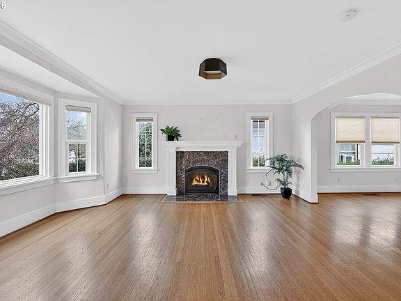 5th image of 4842 NE 25th Ave