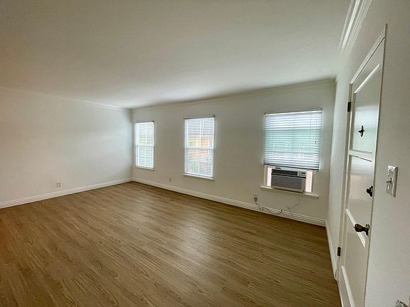 2nd image of 1325 N Fairfax Ave APT 6