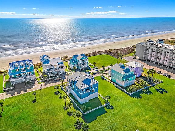 2nd image of 11710 Beachside