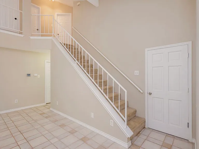 12917 Meehan Dr — Photo 23