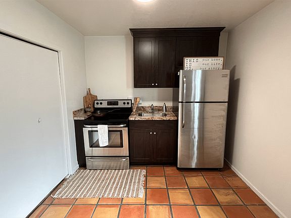 3rd image of 2204 Jefferson Ave #18388928